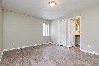 Building Photo - 6552 Chantry St