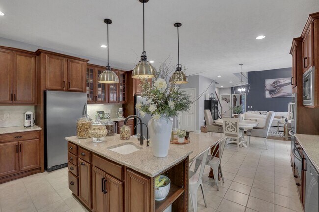 Building Photo - 7097 Pleasant Colony Cir