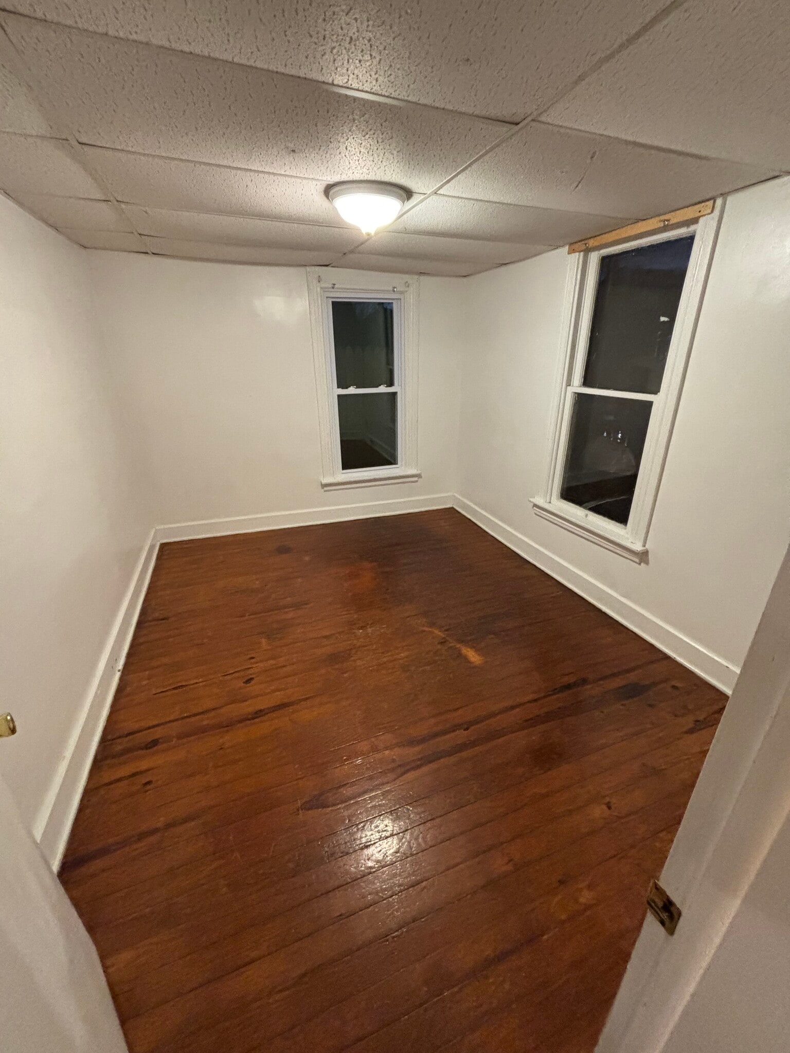 Building Photo - 340 N Franklin St