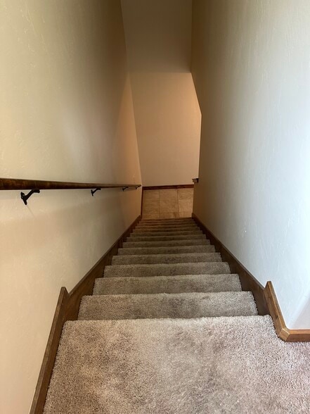 Building Photo - 504 Fowler Ave