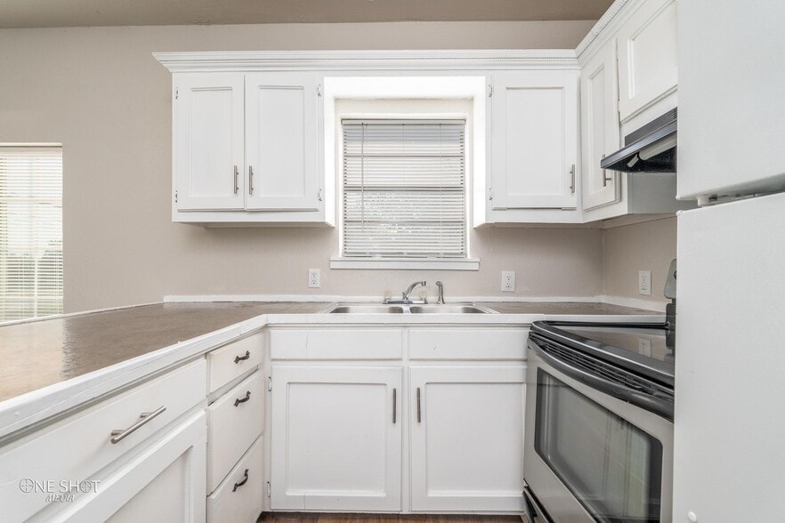 Building Photo - 1631 S 3rd St