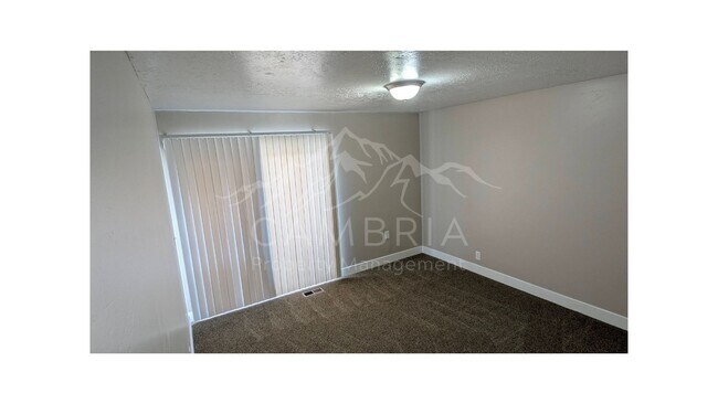 Building Photo - 4 BR House For Rent in Midvale