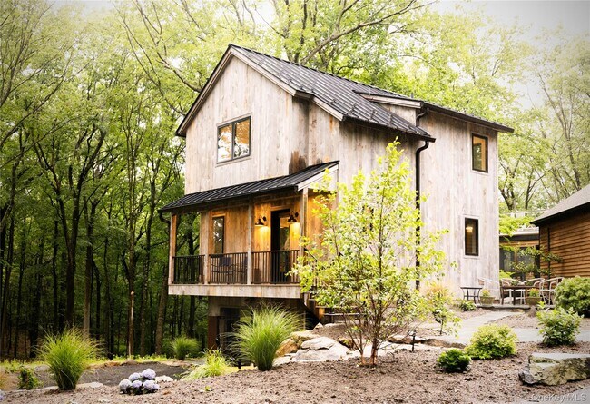 Building Photo - 51 Doe View Ln