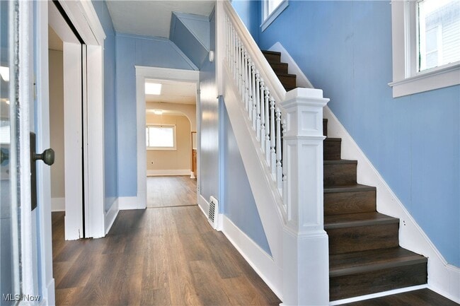 Building Photo - 2785 Deforest Rd SE