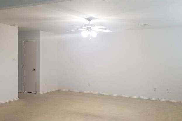 Building Photo - 12731 Sandbur Valley Way