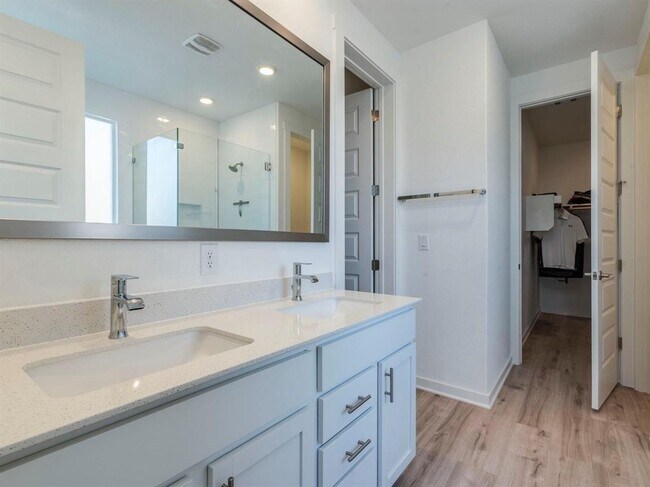 Building Photo - 2132 Centerline Ln