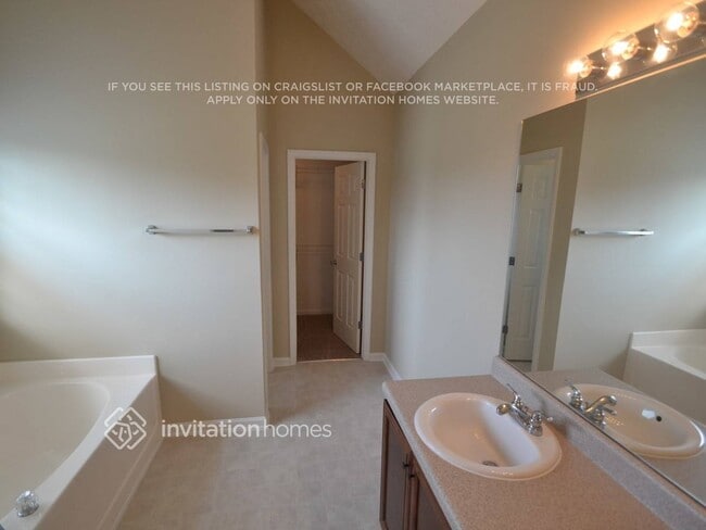 Building Photo - 209 Addy Ln