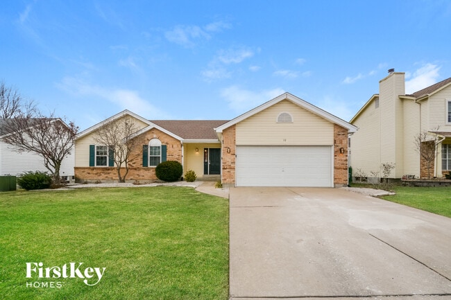 Building Photo - 10 Kingsmont Ct