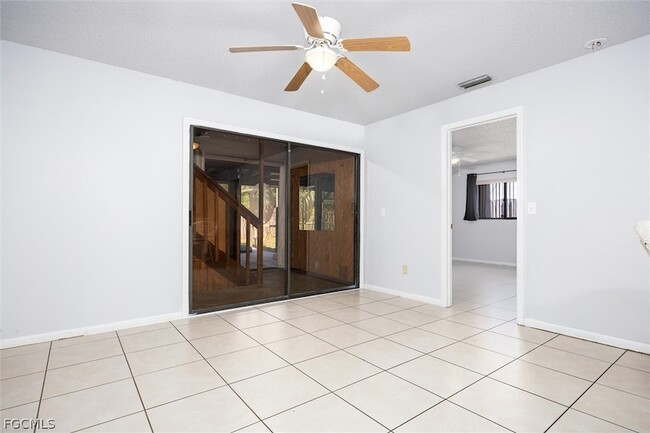 Building Photo - 7261 Albany Rd