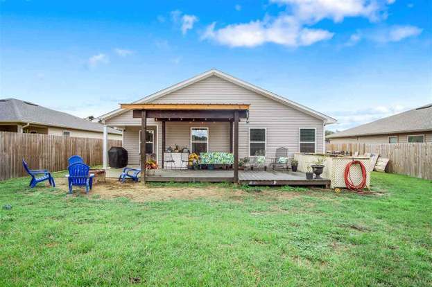Building Photo - 5544 Peach Dr