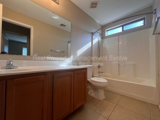 Building Photo - 14707 W Poinsettia Dr