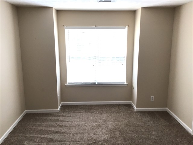 Building Photo - 6641 Sugar Valley Dr