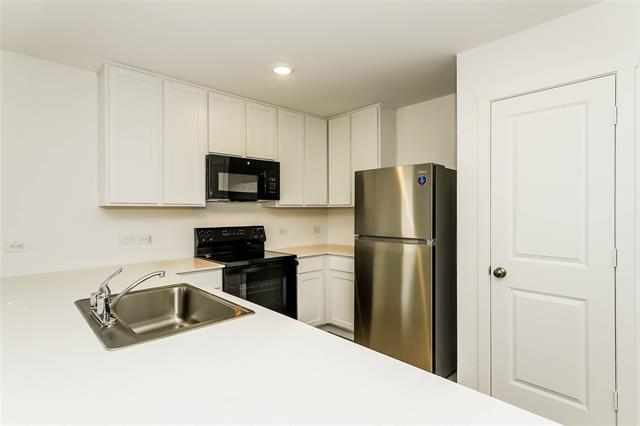 Building Photo - 1105 Tufted Dr
