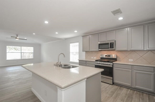 Building Photo - 26538 Marble Point Ln