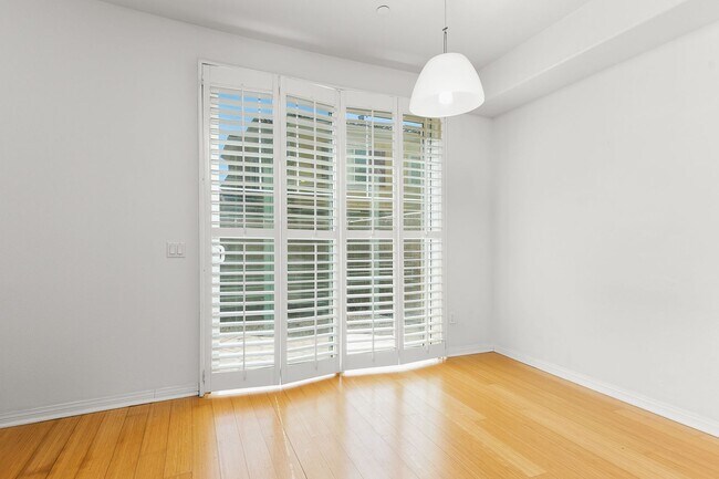 Building Photo - Paseo del Sol Charmer with Private Yard and Community Pool