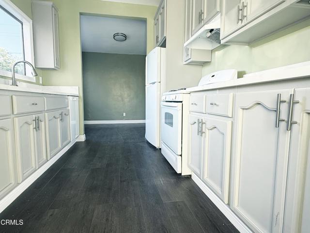 Building Photo - 18540 Arminta St