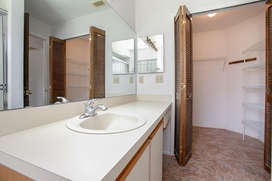 master bath - 3155 Boxelder St