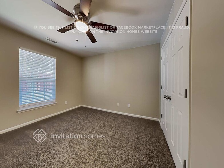 Building Photo - 8402 Angwin Pl