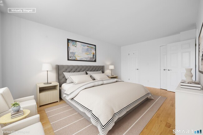 Building Photo - 140 Field Point Rd