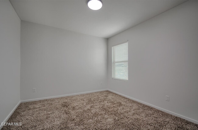 Building Photo - 840 Paseo Dulce Ave