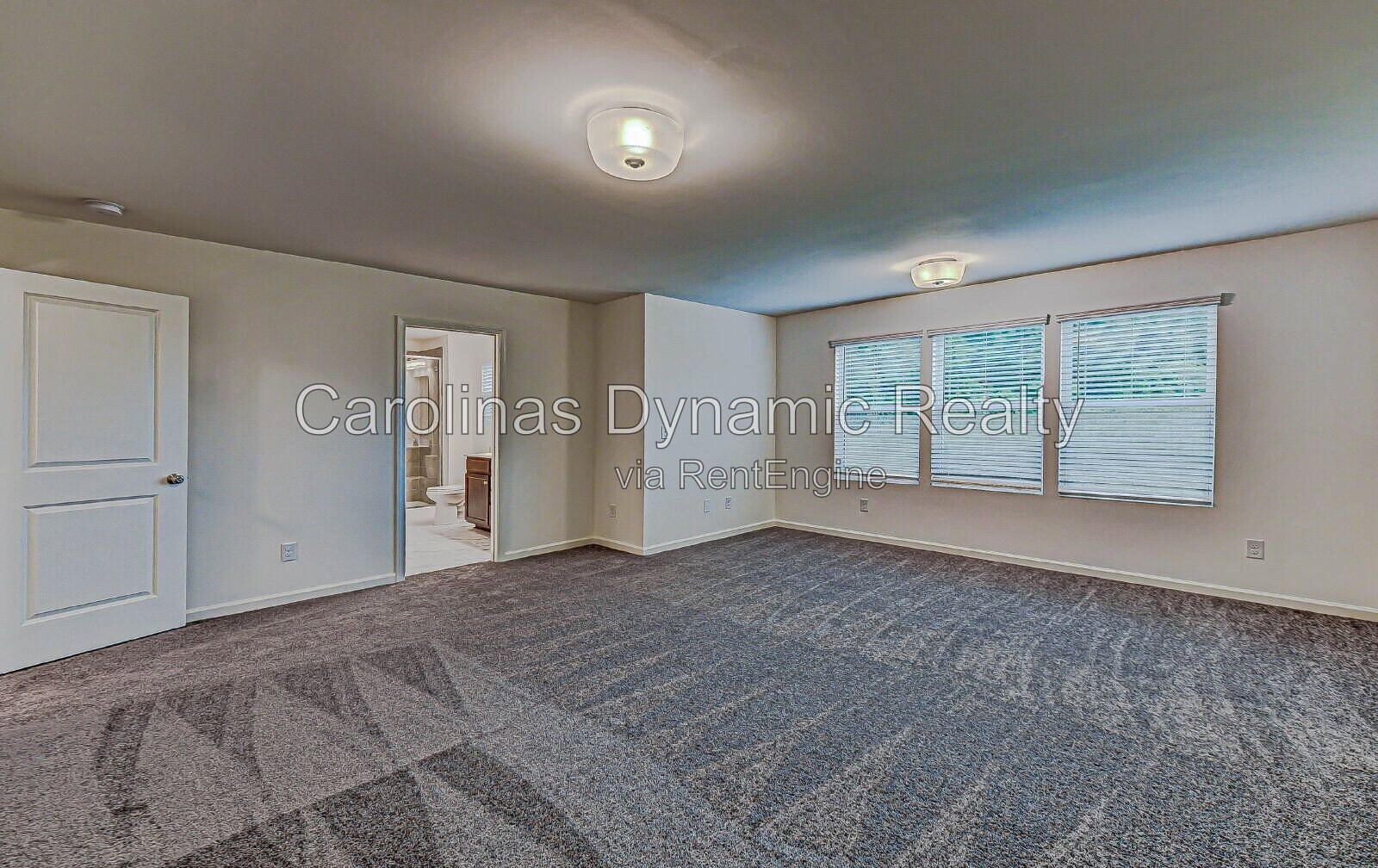 Building Photo - 4014 Beacon Ave