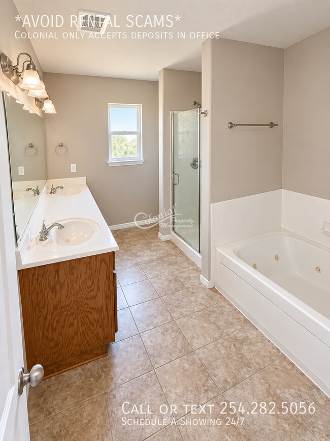 Building Photo - 2705 Montague County Dr