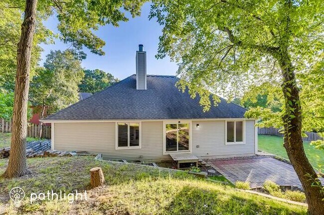 Building Photo - 14355 4Th Avenue N, Plymouth, MN, 55447
