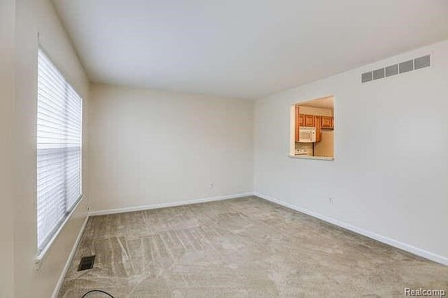 Building Photo - 827 Seville Row