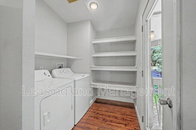 Building Photo - 3585 Riley Wright Rd
