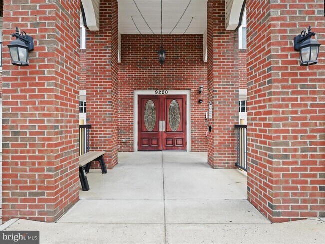 Building Photo - 9200 Charleston Dr