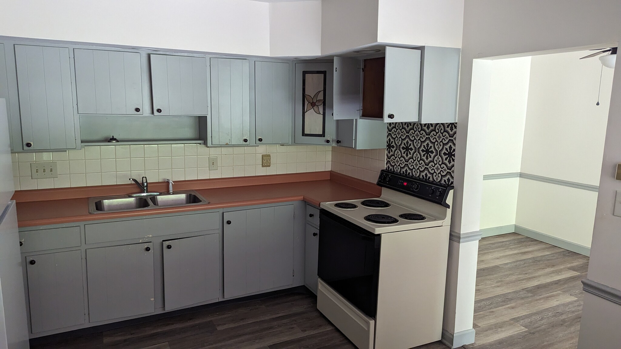 Building Photo - 907 Colegate Dr