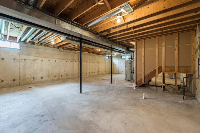 Building Photo - 1563 Scio Ridge Rd