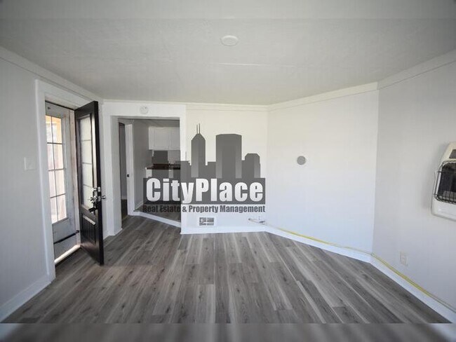 Building Photo - 1755 W Morris St