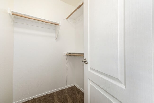 Building Photo - 6537 W Magnolia St