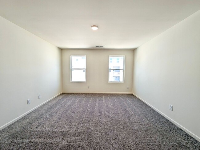 Building Photo - Spaight Acres