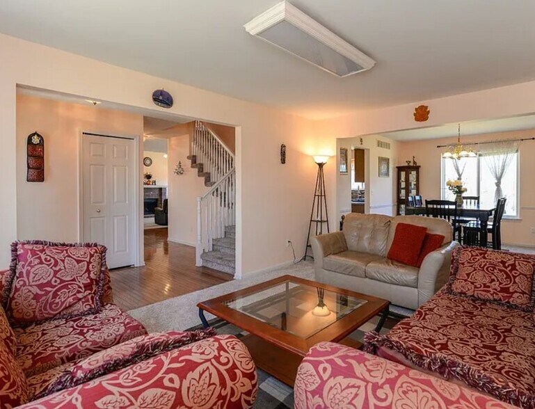 Building Photo - 4079 Crystal Creek Dr
