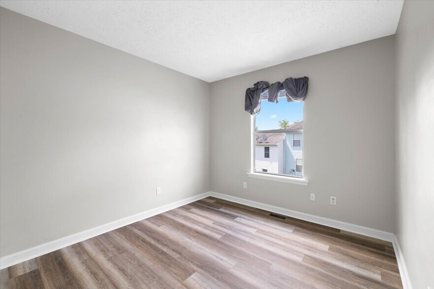 Building Photo - 175 Clover Valley Cir