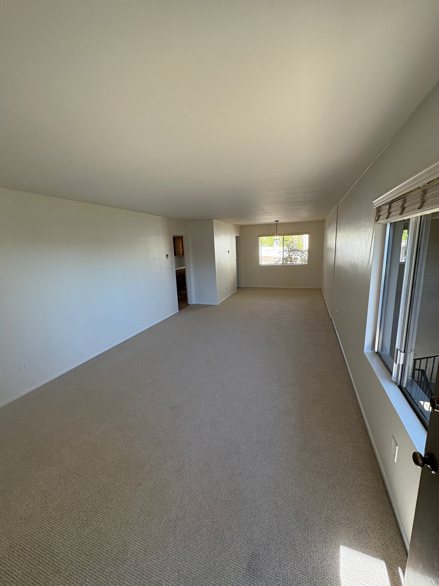 Building Photo - 521 E Arrellaga St