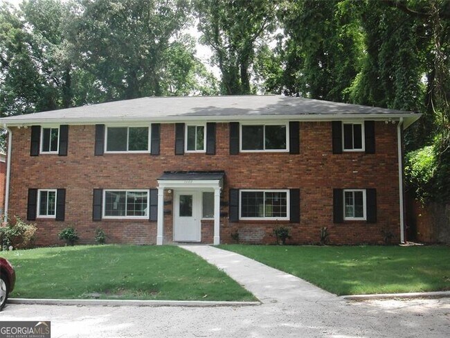 Primary Photo - 1600 Harvard Ave