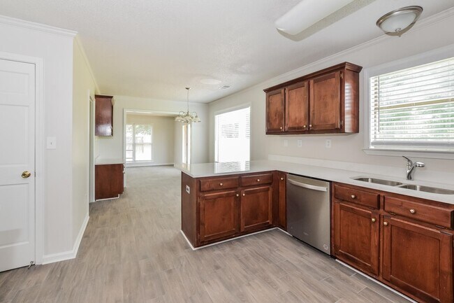 Building Photo - 8267 Post Creek Cove