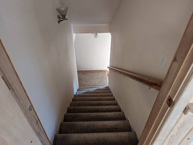 Building Photo - 134 Hanaford Rd