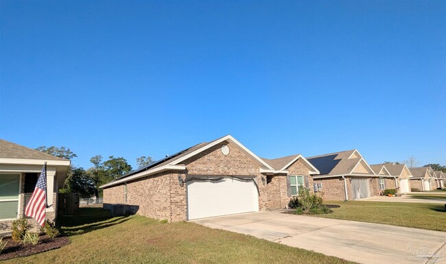 Building Photo - 7823 Lakeside Oaks Dr