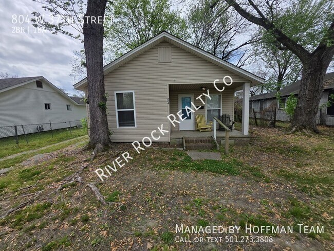 Building Photo - 804 W 37th St