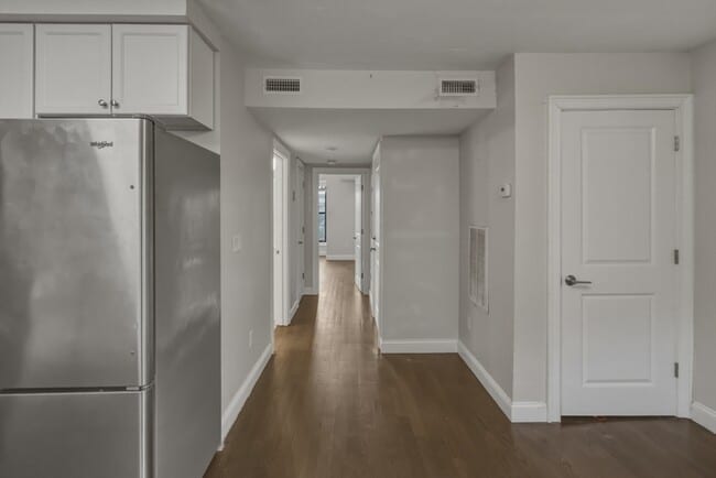 Building Photo - 135 Havre St