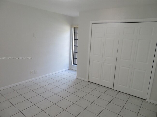 Building Photo - 6203 SW 147th Pl Cir