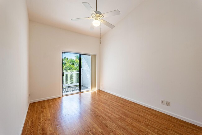 Building Photo - 2936 Florida Blvd