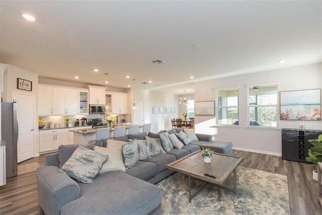 Building Photo - 34338 Wynthorne Pl
