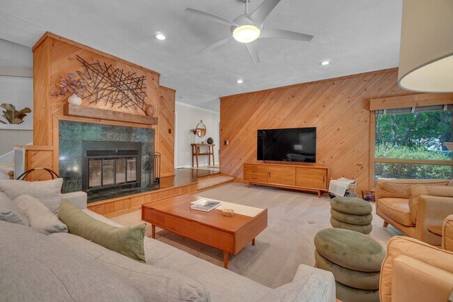 Building Photo - A Custom Home in Linkhorn Cove - 1-Acre Wo...