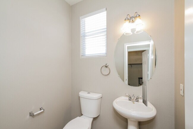 Building Photo - 564 Fork Mesa Ct