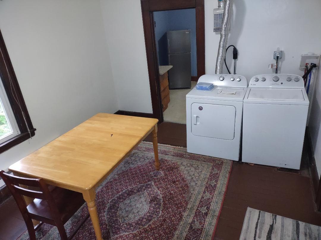 Building Photo - 33 Highland Ave